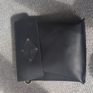 Portland Leather Goods C Grade Hawkeye Black